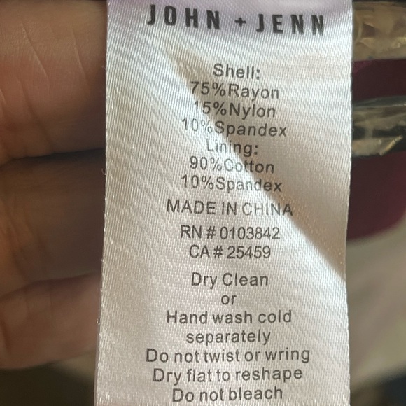 John + Jenn Burgundy Veronica V Neckline Long Sleeve Cutout Body Mini L … - Picture 5 of 14